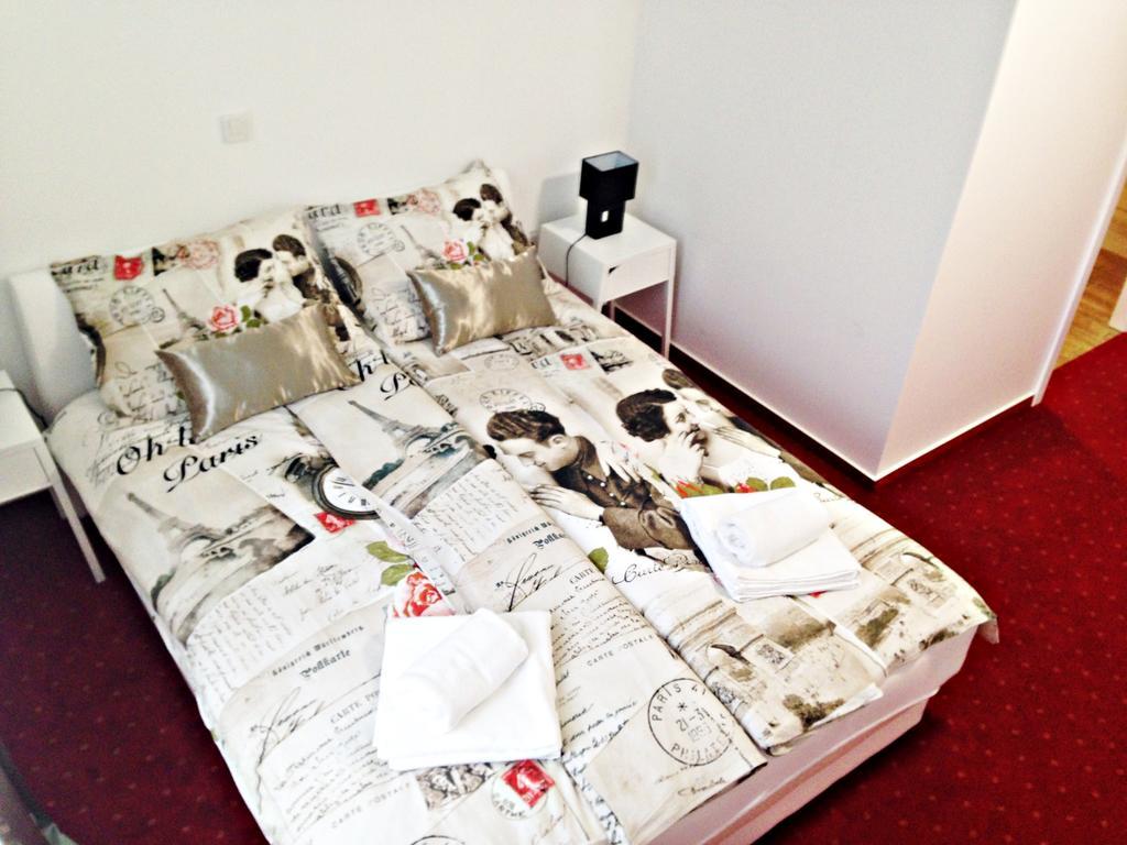 زغرب Red Carpet Rooms الغرفة الصورة